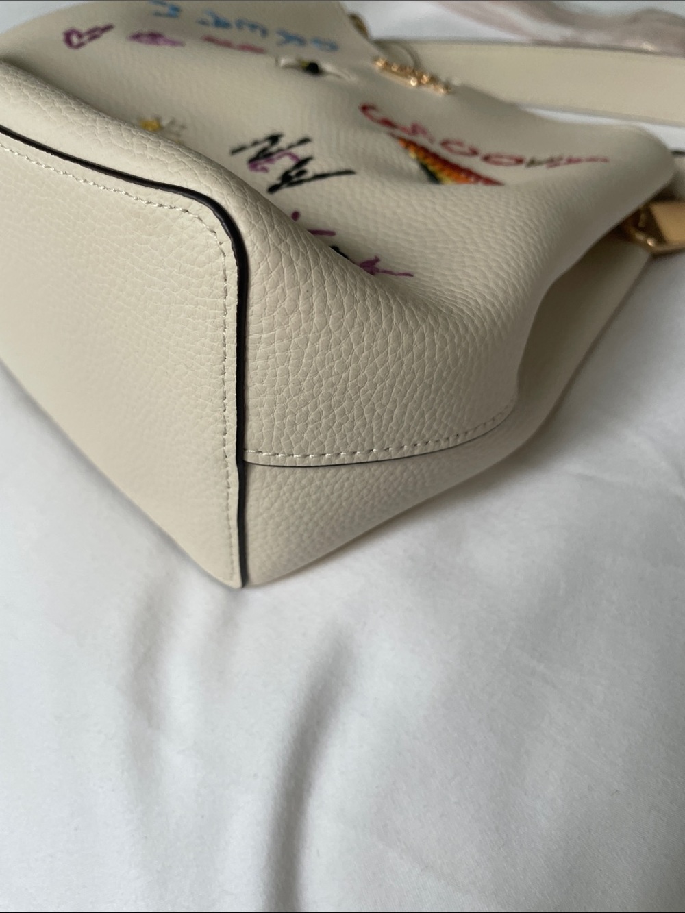 MOTHERS DAY SPECIAL Coach Cream Embroidered Leather Shoulder Bag - Picture 9 of 15